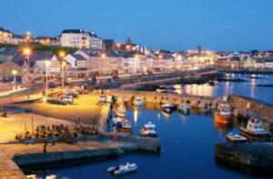 portstewart prom from harbour hill at dusk