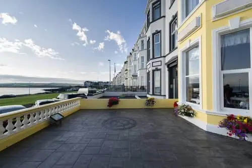 The-front-of-a-hotel-and-Bb-in-Portrush